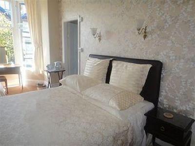 фото отеля Cherry Trees Guest House