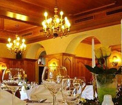 фото отеля Hotel Zur Post Bad Rothenfelde
