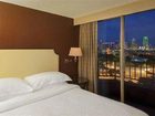 фото отеля Sheraton Suites Market Center