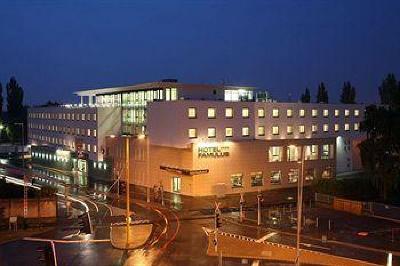 фото отеля Hotel Famulus