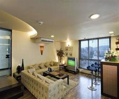 фото отеля Seasons - An Apartment Hotel