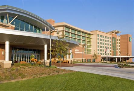 фото отеля Embassy Suites Omaha-La Vista
