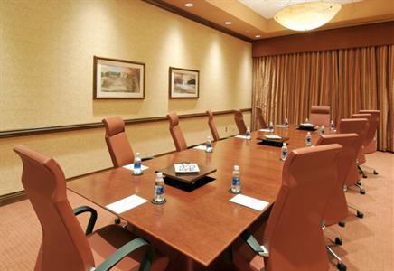 фото отеля Embassy Suites Omaha-La Vista