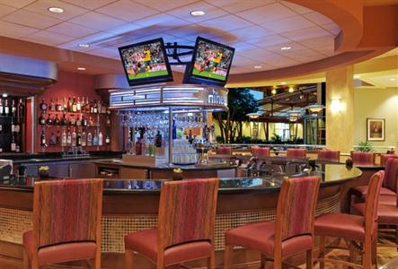 фото отеля Embassy Suites Omaha-La Vista