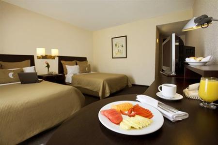 фото отеля Fiesta Inn Aguascalientes