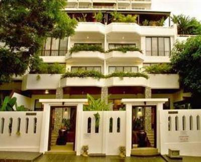 фото отеля Room Club Hotel Pattaya