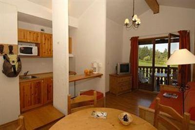 фото отеля Hotel Les Chalets D'Evian