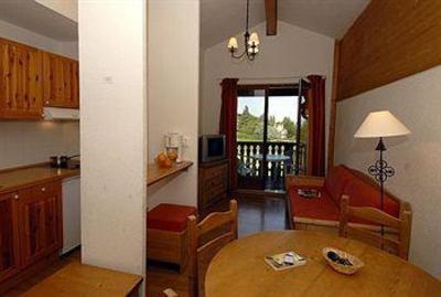 фото отеля Hotel Les Chalets D'Evian