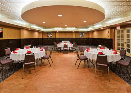 фото отеля Holiday Inn Hinton