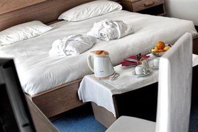фото отеля Hotel Ideal Nago-Torbole