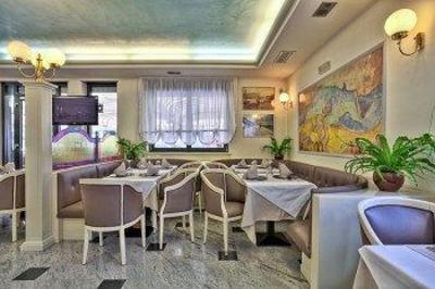 фото отеля Hotel Ideal Nago-Torbole