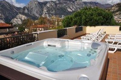 фото отеля Hotel Ideal Nago-Torbole