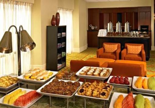 фото отеля Marriott Oak Brook Hills Resort