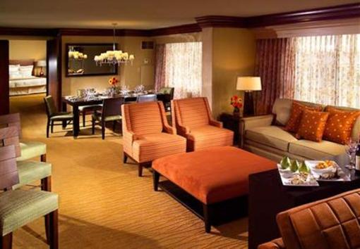 фото отеля Marriott Oak Brook Hills Resort
