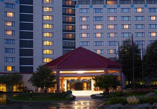фото отеля Marriott Oak Brook Hills Resort