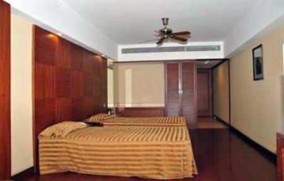 фото отеля Hotel Aurora Towers