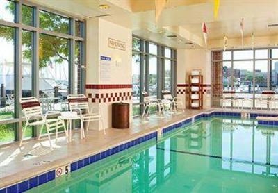 фото отеля Marriott Residence Inn Boston Harbor on Tudor Wharf