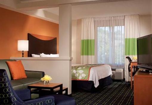 фото отеля Fairfield Inn & Suites Atlanta Kennesaw
