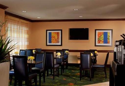 фото отеля Fairfield Inn & Suites Atlanta Kennesaw