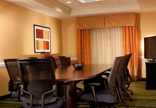 фото отеля Fairfield Inn & Suites Atlanta Kennesaw