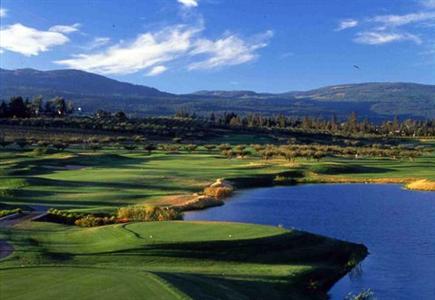 фото отеля Holiday Inn Express Kelowna