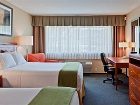 фото отеля Holiday Inn Express Kelowna