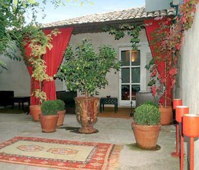 фото отеля L'Hotel Particulier Arles