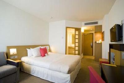 фото отеля Novotel Barcelona City