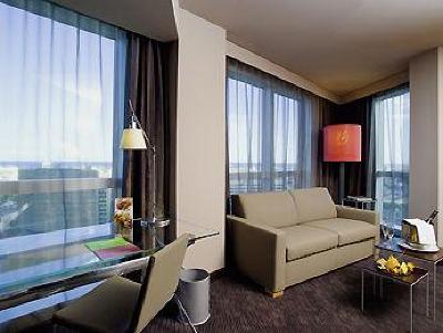 фото отеля Novotel Barcelona City