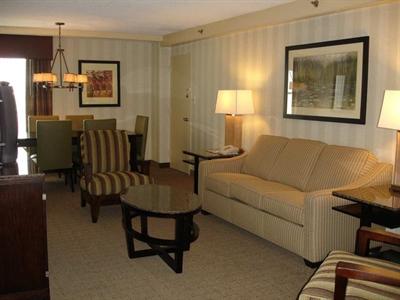 фото отеля DoubleTree by Hilton Hotel Wilmington