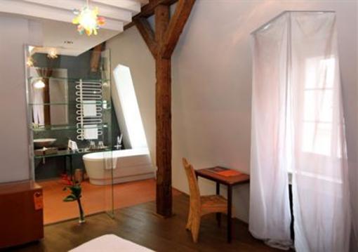 фото отеля Hotel Neruda Prague