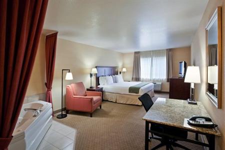 фото отеля Holiday Inn Express Hotel & Suites Pullman
