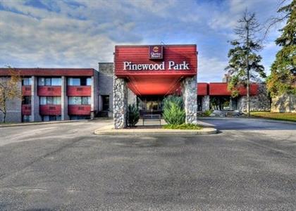 фото отеля Clarion Resort Pinewood Park