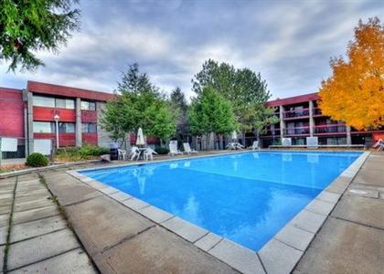 фото отеля Clarion Resort Pinewood Park