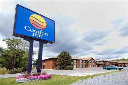фото отеля Comfort Inn - Highway 401