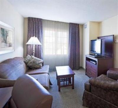фото отеля Staybridge Suites Fort Wayne