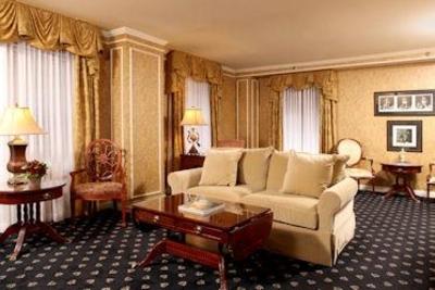 фото отеля The Brown Hotel