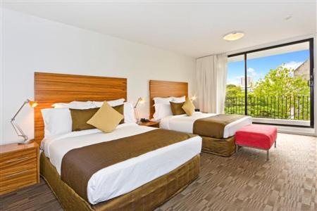 фото отеля Cambridge Hotel Sydney