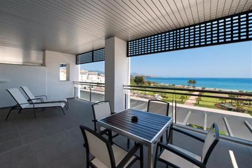 фото отеля Fuerte Estepona Suites