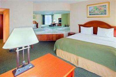 фото отеля Holiday Inn Express Cambridge (Maryland)