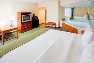 фото отеля Holiday Inn Express Cambridge (Maryland)