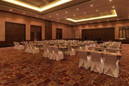 фото отеля Radisson Hotel Agra Taj East Gate Road