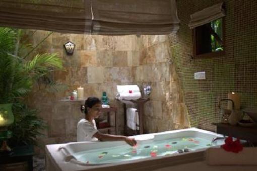 фото отеля Amanvana Luxury Boutique Spa Resort