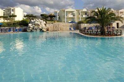 фото отеля Mareblue Beach Resort