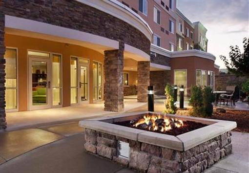 фото отеля Courtyard Des Moines-Ankeny