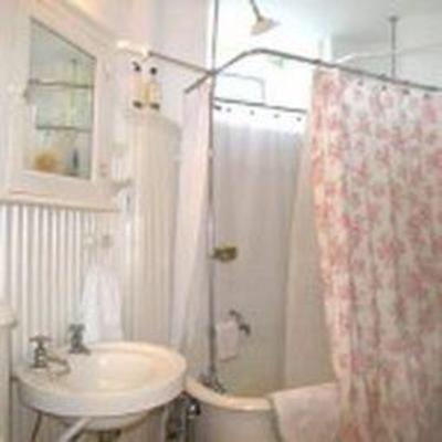 фото отеля Alexander Mansion Bed & Breakfast