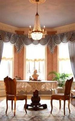 фото отеля Alexander Mansion Bed & Breakfast