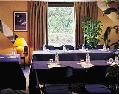 фото отеля Median Paris Chatillon Hotel