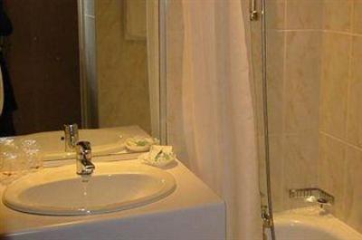фото отеля Median Paris Chatillon Hotel