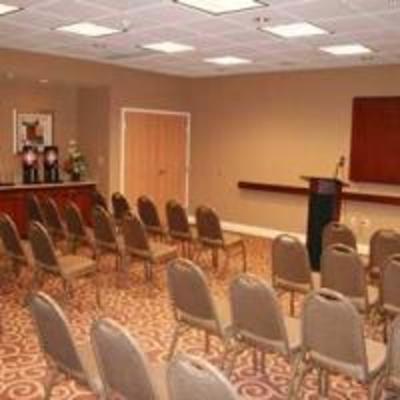 фото отеля Hampton Inn & Suites Largo